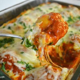 Chicken, Ricotta and Spinach Stuffed Shells - Delish D'Lites