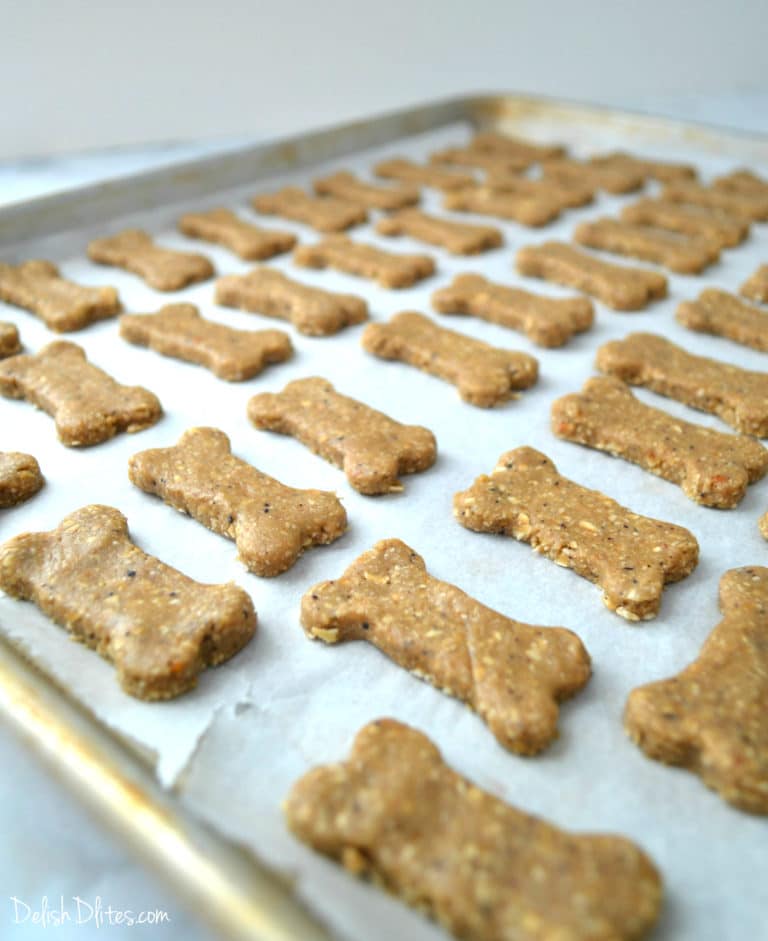 Oatmeal Peanut Butter & Blueberry Dog Treats Delish D'Lites