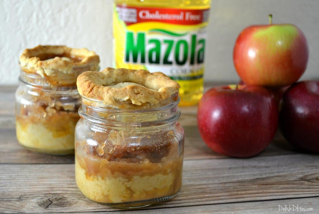 Mason Jar Apple Pies | Delish D'Lites