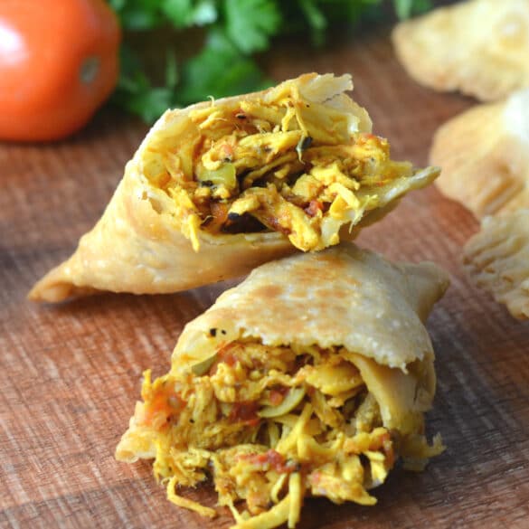 Puerto Rican Chicken Empanadas (Empanadillas de Pollo ...