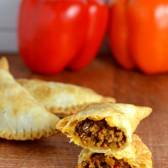 Air Fryer Beef Empanadas (Empanadas de Carne) Delish D'Lites