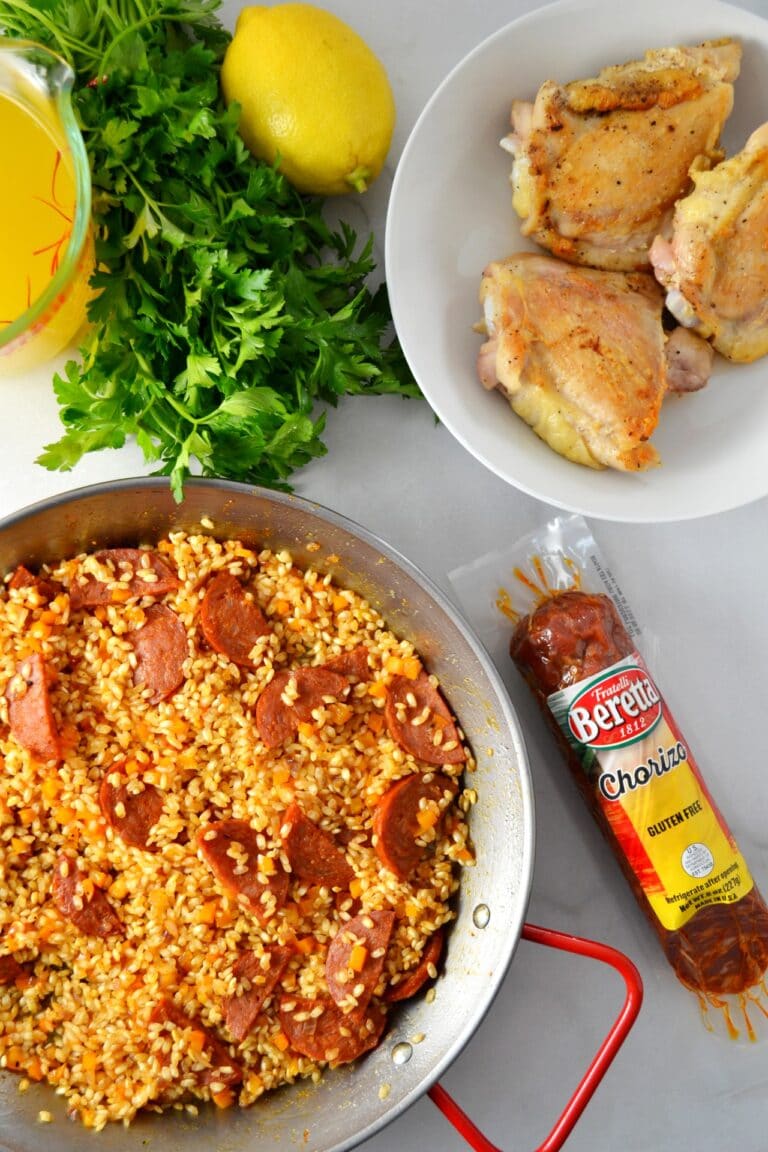 Spanish Style Chicken and Chorizo Paella Delish D'Lites